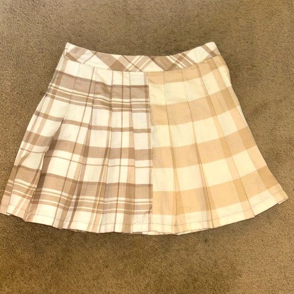Forever 21 Plaid Pleated Mini Skirt NWOT - Picture 4 of 7